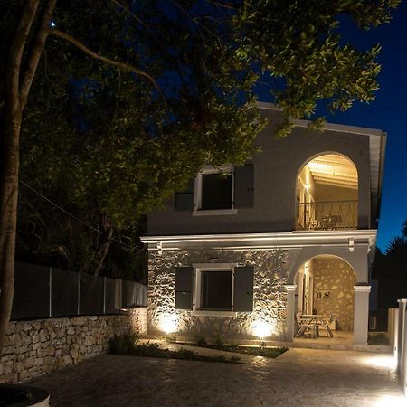 Avali Luxury Houses Gaios Eksteriør bilde
